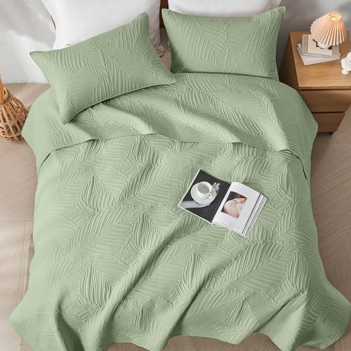 OARAGE Twin Quilt Bedding Set Soft Lightweight Sage Green Bedspread with Leaf Pattern Ultrasonic Microfiber Bed Coverlet for All Season (1 Quilt,1 Sham) by OARAGE - Used condition - Image 8