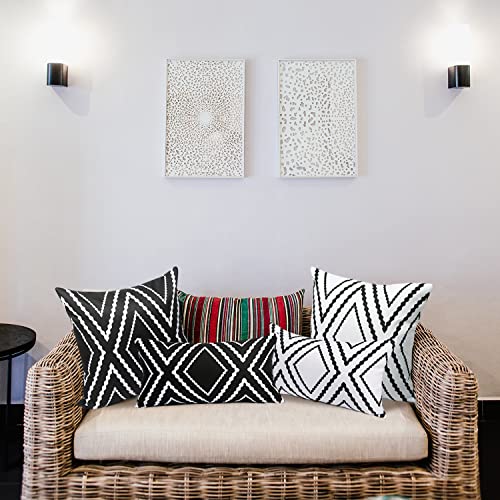 Hckot Black And White Outdoor Throw Pillow Covers For Patio Furniture Geometric Boho Waterproof Pillow Cases For Couch Garden Tent Balcony Pack Of 4 #TOP6