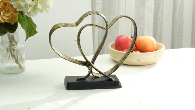 Escultura de Hierro Dos Corazones y Cruz para Aniversario miniatura 7