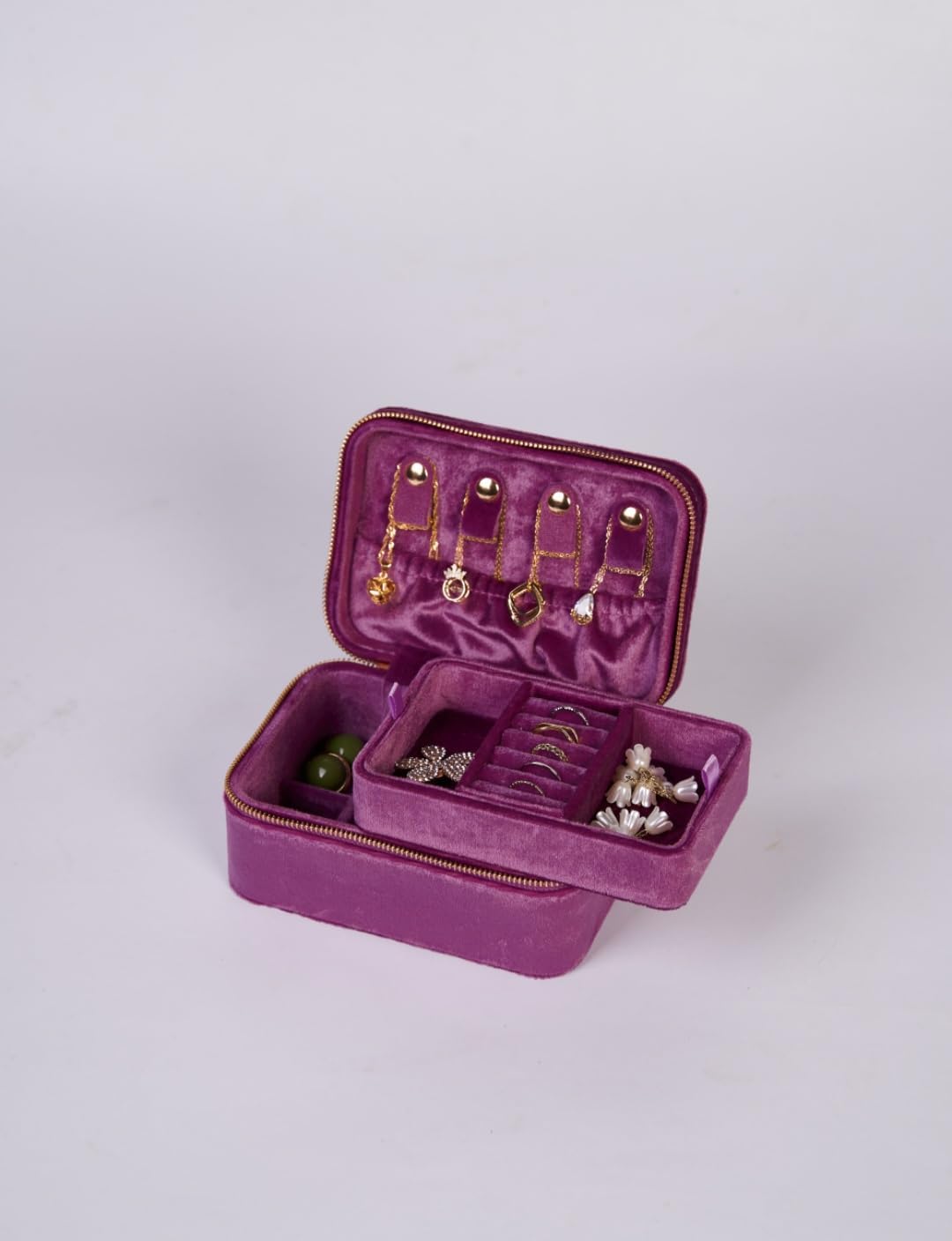 Ultra-Soft Velvet Travel Jewelry Box - Small Sleek & Chic Case for Necklaces, Rings, Earrings - Compact Jewelry Organizer- Ideal Gift for Women