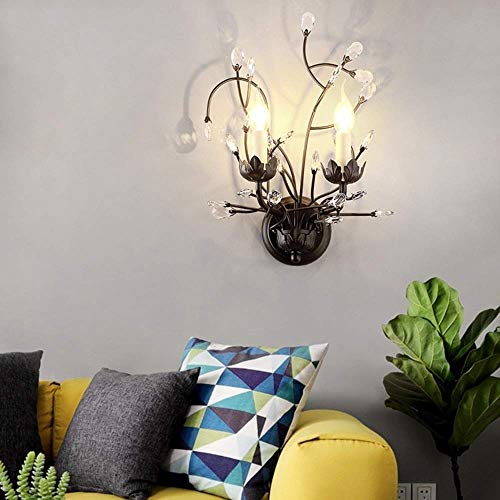Lámpara de pared para el cabecero del dormitorio que soluciona la falta de luz con estilo retro