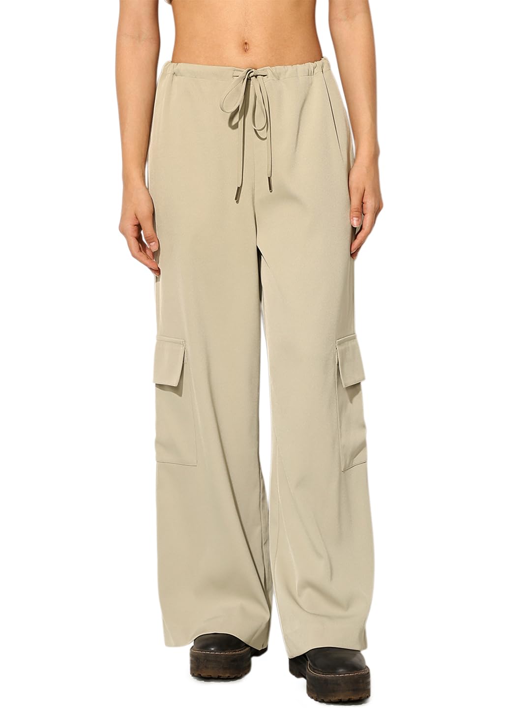 ONLY Women's Relaxed Pants in neutral