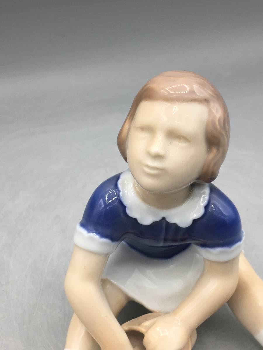B&G ビングオーグレンダール フィギュリン 少女 置物 ロイヤルコペンハーゲン Amazon.co.jp: ビングオーグレンダール B&G 女の子 デンマーク製