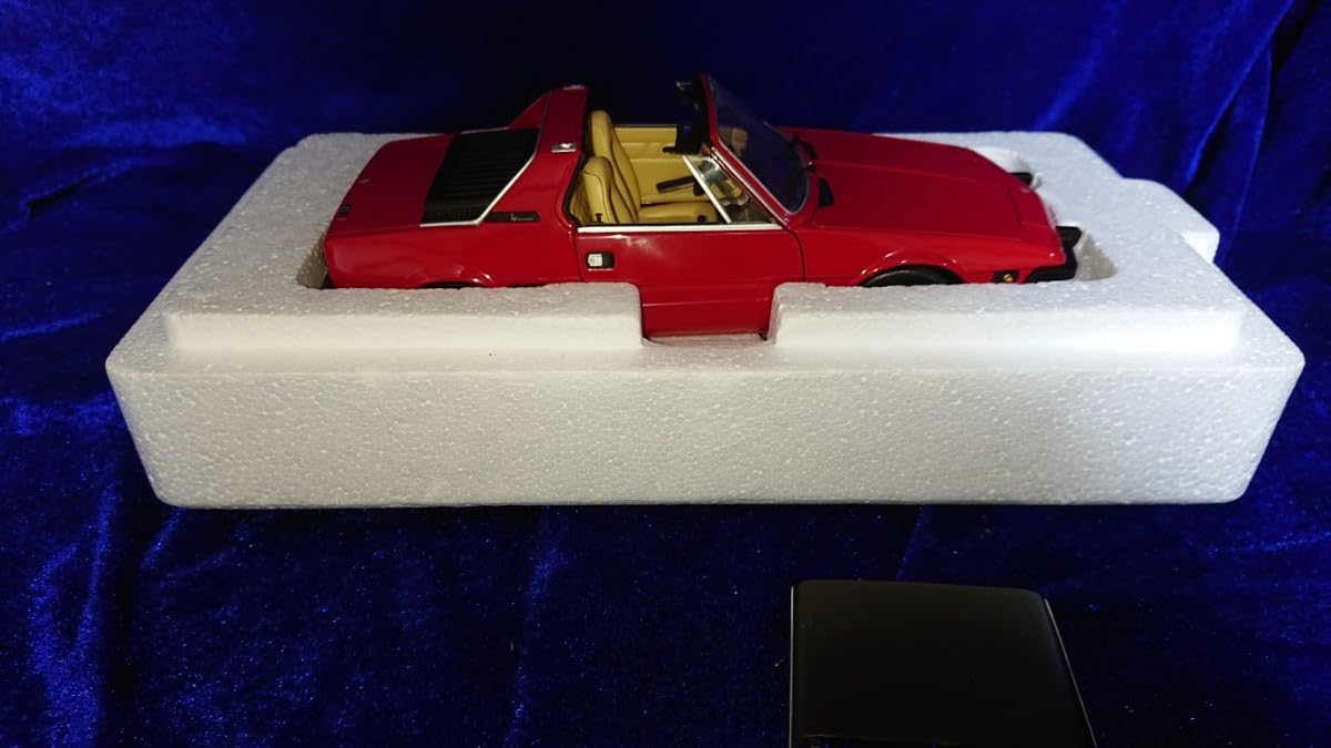 1/18 フィアットカスタム ニッサン フェアレディ 240Z `カスタムバージョン` (プラモデル