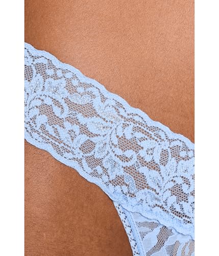 Image of hanky panky - Signature Lace Low Rise Thongs for Women | Lacy Lingerie Underwear | 3 or 5 pack