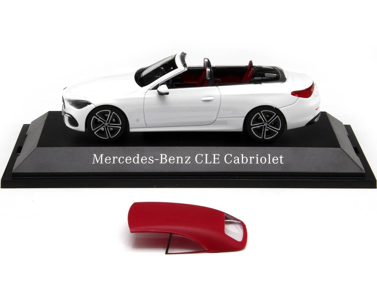 2024 Mercedes-Benz CLE Convertible (A236) Blanco Opalo Brillante/Rojo 1:43 Dealer Edition B66960651