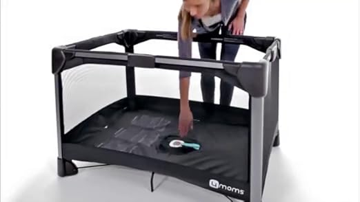 4moms 2017 model breeze playard