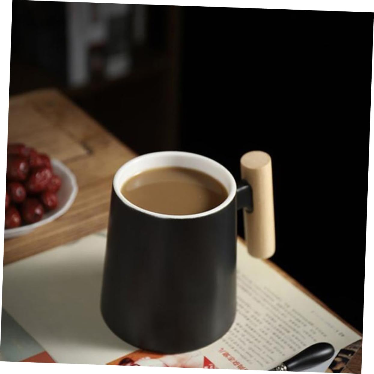 Kaffeebecher mit Flachem Boden Kreative Mehrzweck mit Holzdeckel und Löffel und Kleinem Loch im Deckel 2 Stück aus Keramik Tassen für Paare für Heißgetränke