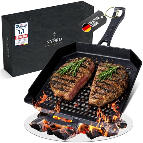 NYORD Gusseisenpfanne mit Grillrillen [TESTSIEGER] | Cast Iron BBQ Grillpfanne | Steakpfanne aus Gusseisen mit Ausgießer | Für Induktion, Ceran, Gas & Outdoor Grill | Ofenfest