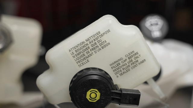 Amazon.com: Dorman 603-441 Front Engine Coolant Reservoir