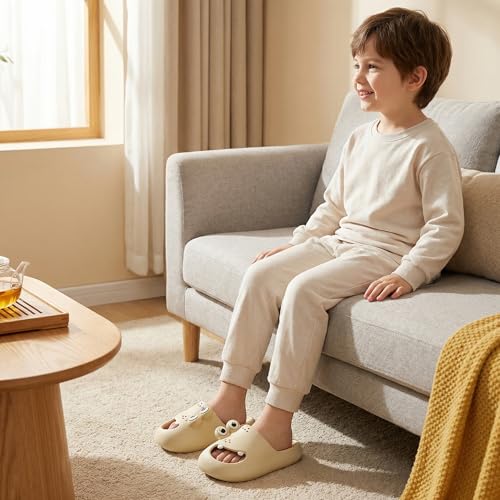 Image of Toddler Little Kids Slides Sandals Unicorn Dinosaur Bunny Beach Pool Shower Slides Anti-Skid Home Bath Slippers Cute Summer Outdoor Shoes for Girls and Boys