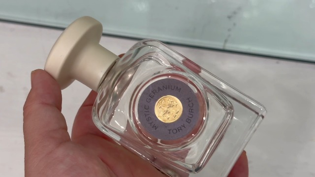 Watch Tory Burch Mystic Geranium Eau de Parfum REVIEW! on Amazon Live