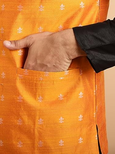 Image of SOJANYA (Since 1958 Men's Silk Blend Kurta Pyjama & Nehru Jacket Combo