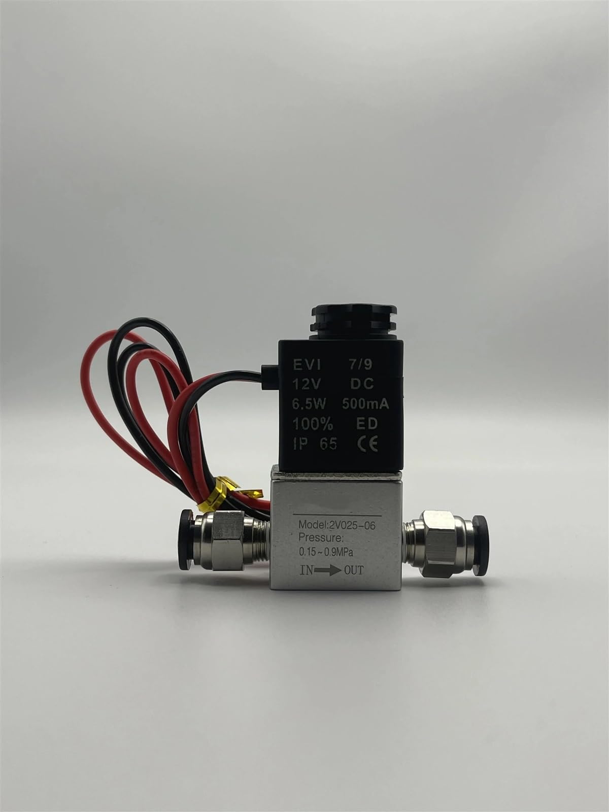 2V025-06 Normalnie zamknięty zawór elektromagnetyczny do powietrza, wody, oleju, cewki, LED, 2 przyłącza, możliwości, 220 V, 12, 24, pneumatyczny (czarny 6 mm - 6 mm, AC220V)