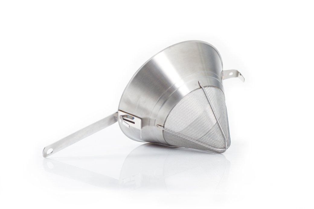 Linden Sweden Chinois Reinforced Extra Fine Mesh Strainer - 18/10 Stainless Steel – Commercial Grade, Dishwasher Safe, Made in Sweden, 8.25”