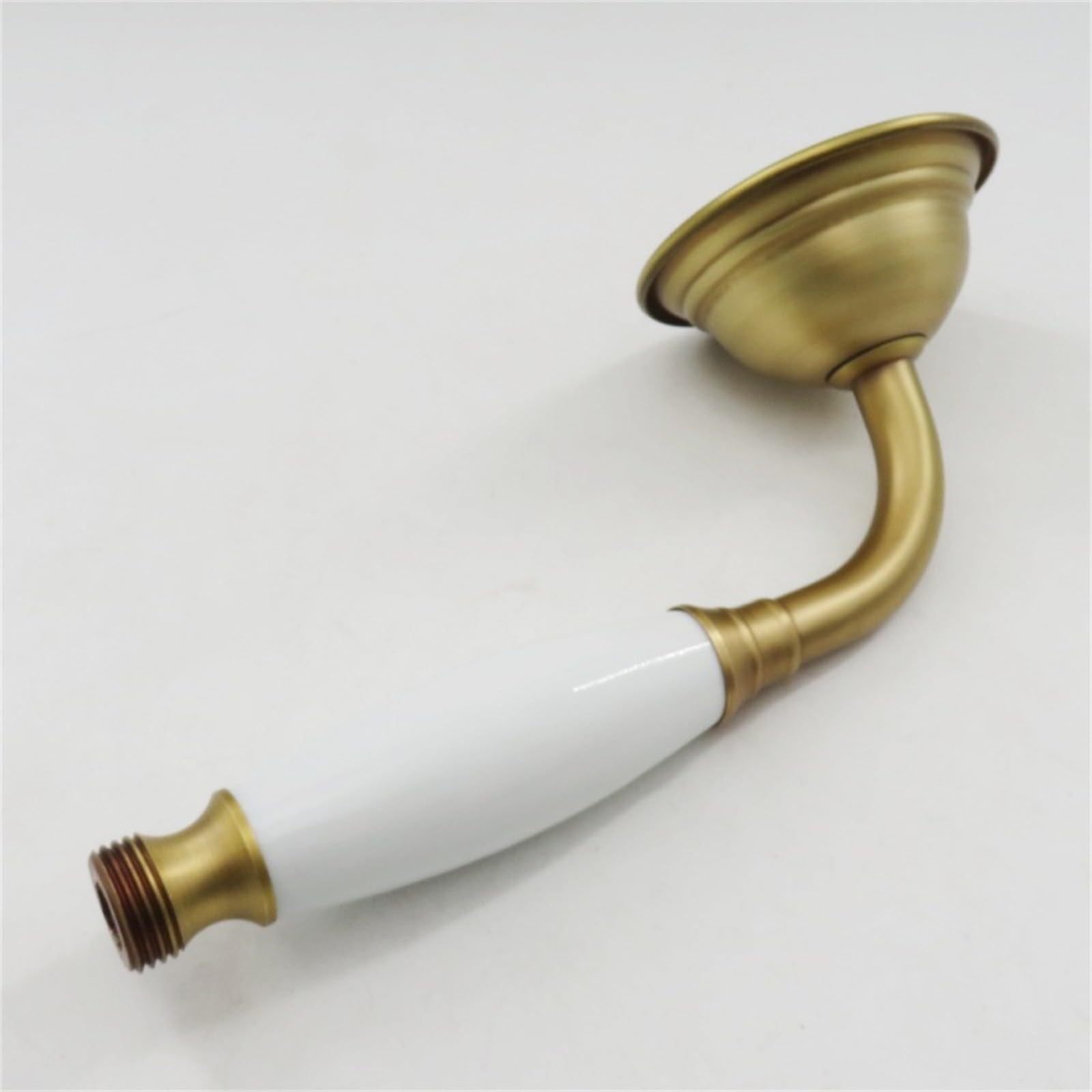 Cabezal de ducha de mano vintage con manguera de 1,5 m, acabado de latón antiguo, mango de cerámica blanca para actualización de ducha de baño