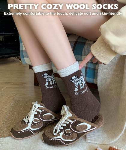 Image of IIG 5 Pairs Women's Vintage Style Thick Wool Warm Winter Crew Socks