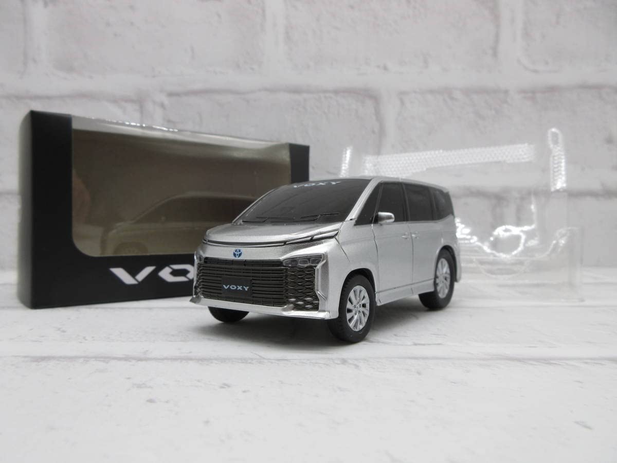 Amazon.co.jp: ミニカー ヴォクシー VOXY メタルストリームメタリック