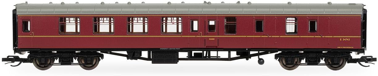 TT:120 Hornby Coach Car - TT4002 BR Mk1 Brake Second E34735 - Era 5 Train Toy, TT Gauge Carriage for Train Set, Rolling Stock Models for Adults - 1:120 Scale Model Gift