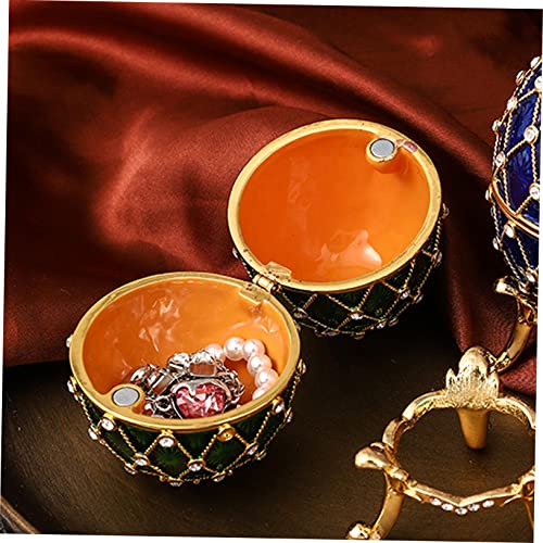 Boîte à bijoux œuf émaillée verte : ne perdez plus vos bagues grâce à ce décor de table chic - 4