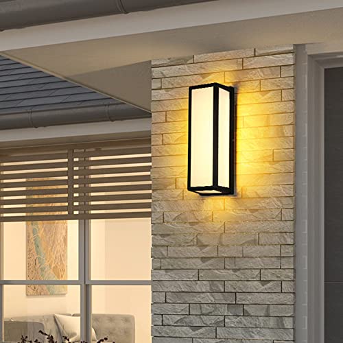Lumières d'extérieur à DEL pour sublimer vos soirées sur la terrasse et le patio de la maison