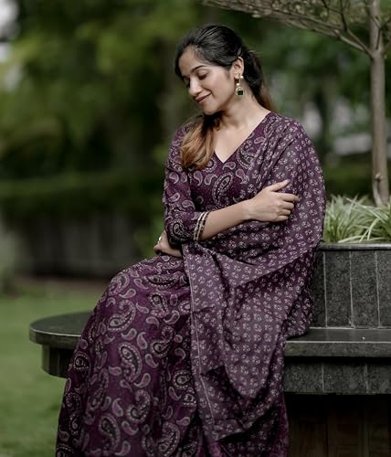 Image of Nermosa Women Printed Anarkali Kurta Pant with Dupatta