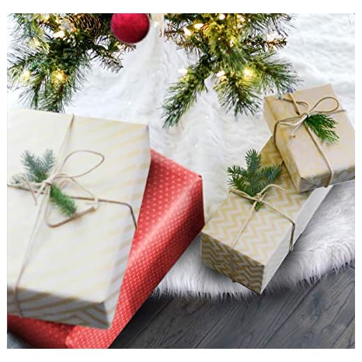 Mini Tree Skirt Small Christmas Tree Skirt White Snow Luxury Faux Fur - 15 inch Miniature Round Skirts for Tabletop / Under Xmas Tree Decorations (15 inch / 16 inches)