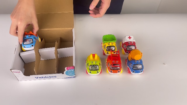 Jouet Pour Enfant De Petites Voitures Iniatures Voitures Iniatures En étal Ini Voiture