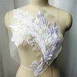 Material: Stoff; Spitze; Pailletten