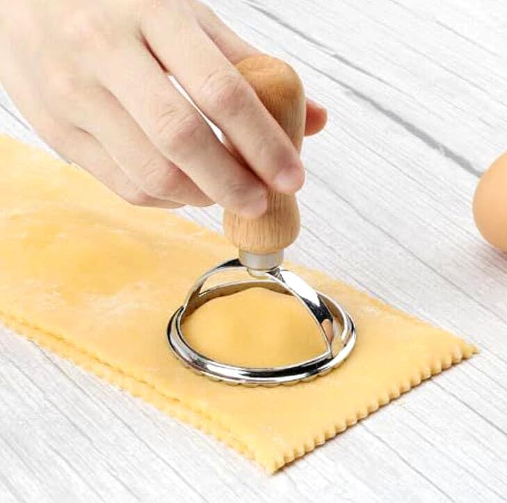 4pcs Ravioli Stamp Maker Cutter with Roller Wheel Wooden Handle and Fluted Edge For Ravioli, Pasta, Dumplings Lasagna, Pierogi