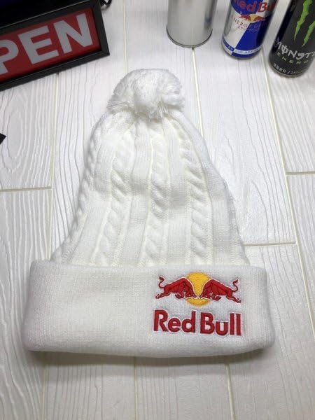 Amazon.co.jp: 支給品 アスリートオンリー レッドブル ビーニー Beanie