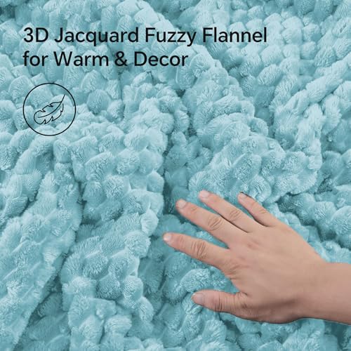 BEDELITE Fluffy King Size Comforter Set - Dusty Blue Fleece Soft Comforter for King Size Bed, Luxury Warm Bedding Set for Winter, Fuzzy Bed Set 3 Pieces (1 Comforter, 2 Pillowcases)