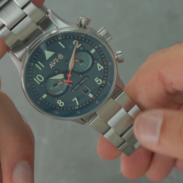 Amazon.com: AVI-8 Mens 43.5mm Hawker Hurricane Carey Dual Time