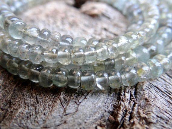 Aigue-marine mousse en rondelles 4-5mm pour créer vos bijoux d'été bohèmes