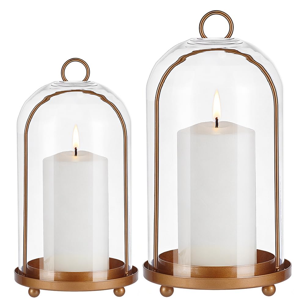 NBEADS 2 Pcs Bougeoirs Ouragan en Verre Lanterne, Porte Bougie Polyvalente en Métal avec Dôme en Verre Robuste Fait Main en Laiton pour Bougies Piliers Plantes Décorations Suspendues de Table