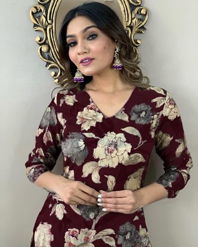Image of GoSriKi Women's Cotton Blend Printed Kurta with Pant