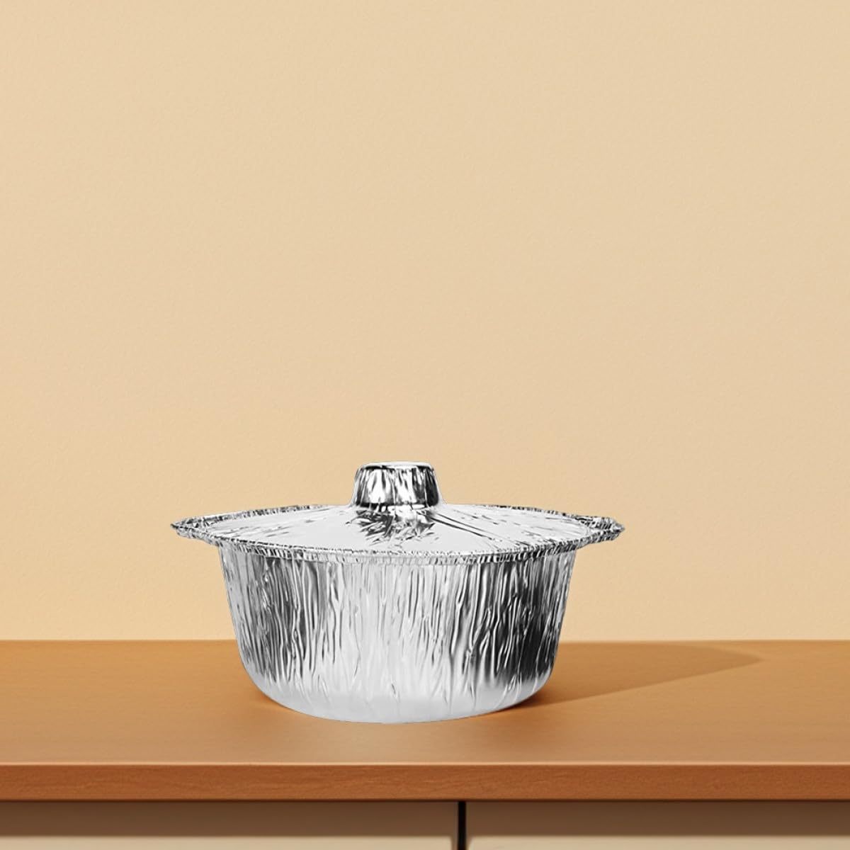 Lot de 8 Marmites Aluminium Jetables 2000 Ml avec Couvercles, Rondes, Légères et Recyclables, pour Camping, Barbecue, Cuisson Four et Réchauffage Rapide