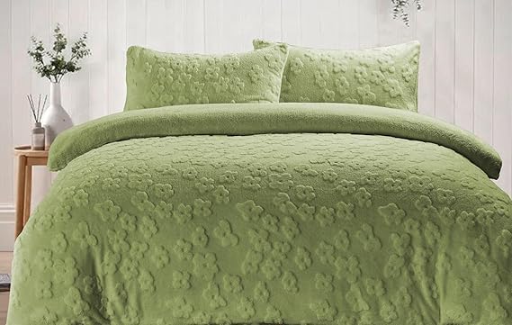Voice7 Daisy Flowers Embossed Teddy Fleece Duvet Cover Set - Thermal Warm Cosy Super Soft Quilt Covers Winter Bedding Set with Pillowcases (Fern, Double 200x200cm)