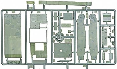 Plastic model T-26-1 Soviet light tank version 1939 UMT218