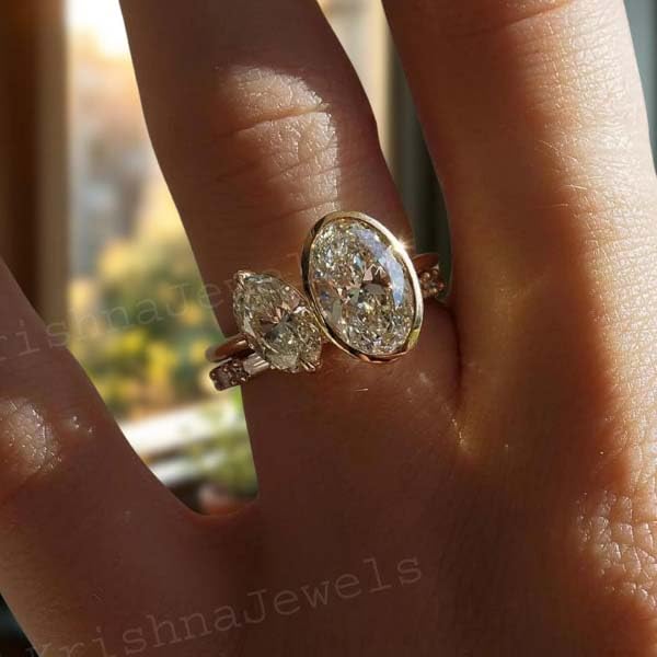 2 CT Oval Cut Moissanite Ring Bezel Set Wedding Ring Two Stone Engagement Ring 14k Yellow Gold Ring Toi Et Moi Ring Promise Ring For Her3