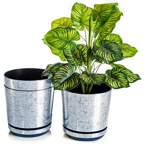 Plastica riciclata: Le nostre fioriere non sono solo esteticamente gradevoli, ma anche rispettose dell'ambiente. Realizzate in plastica di alta qualità riciclata, combinano durata con responsabilità ecologica.