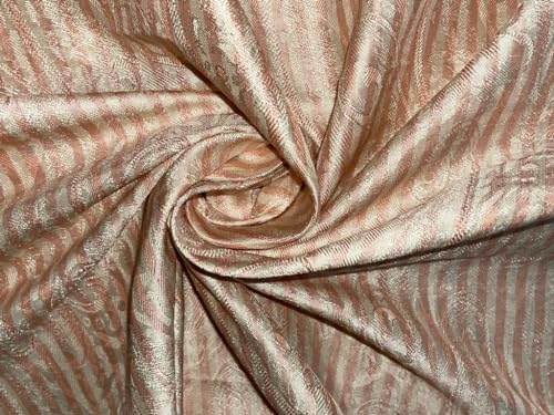 Tissu soie taffetas jacquard rayé lilas rose pour créer des vêtements sur mesure