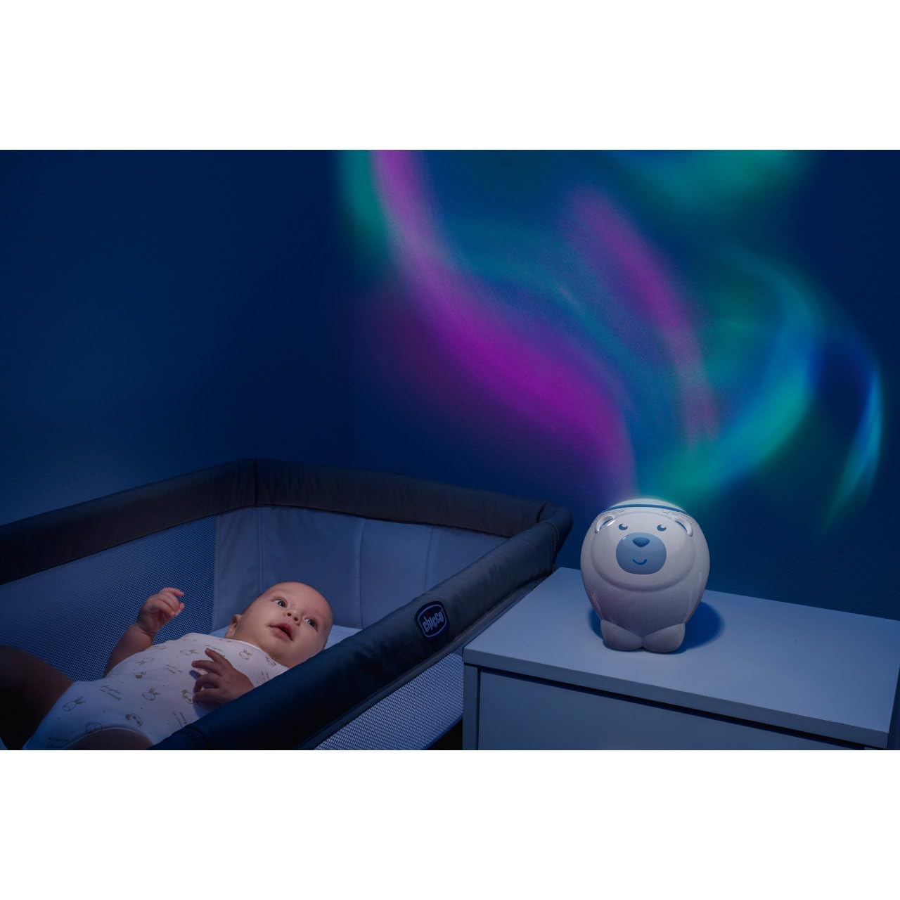 Projecteur 2en1 Ours Polaire First Dreams, pour berceau et à poser, veilleuse pour enfants, projection d'une aurore boréale, musique classique relaxante et sons de la nature, Pour bébés, 0M +, Bleu
