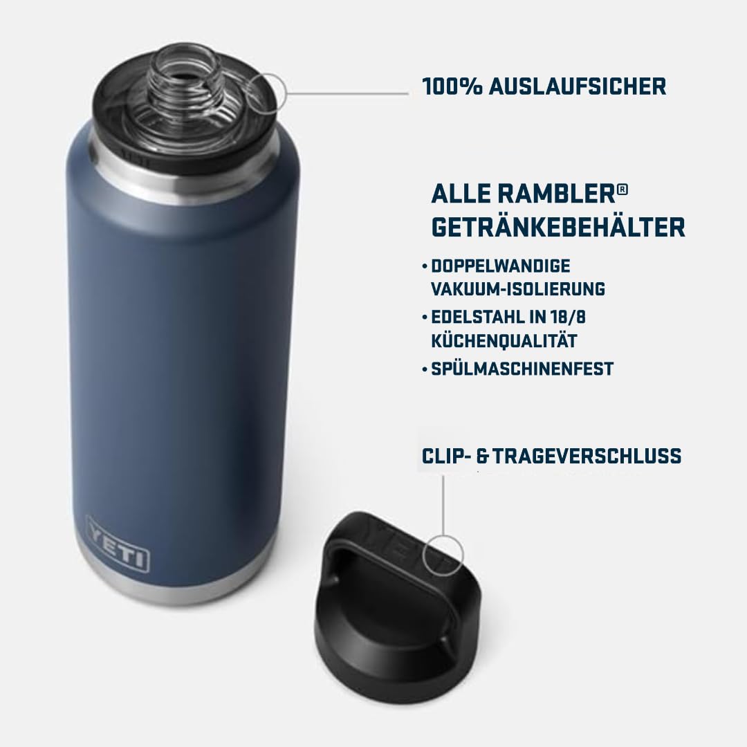 YETI Rambler Trinkflasche 46 oz (1,3 L) Navy – Edelstahl Trinkflasche, Wasserflasche Sport mit Chug–Verschluss, isolierte Sportflasche