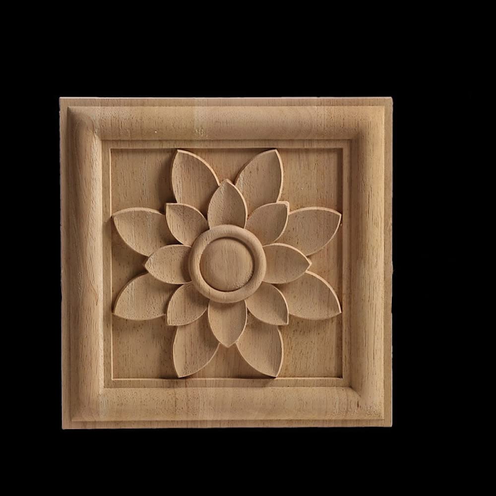Cadre en bois ornemental rose long pour donner du relief à une porte d'armoire plate