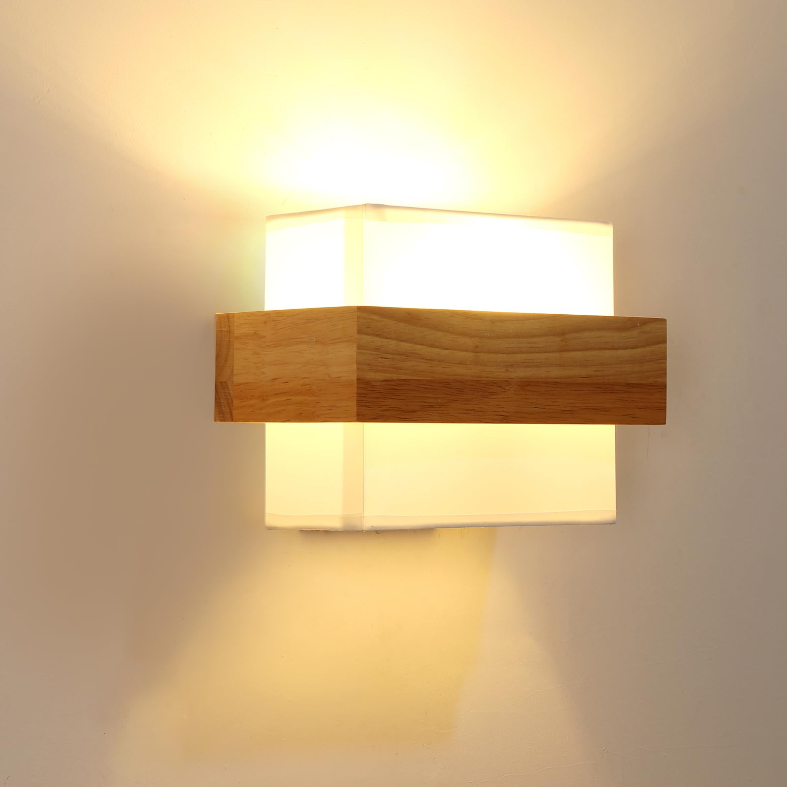 DELIPOP Wooden Wall Lights Indoor, Square Wall Lamps with Fabric Lampshade, E27 Wall Lighting Fixtures for Bedside Bedroom Living Room Corridor Dining Room Hallway