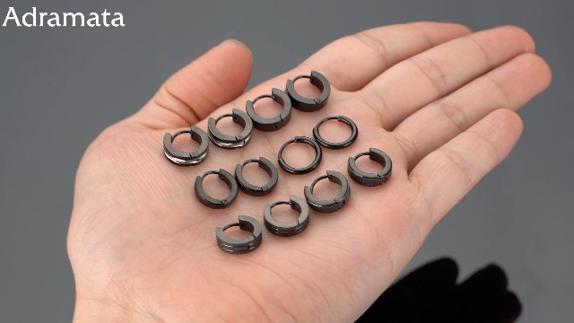 Sentio | Orecchino A Cerchio A Clip Con 5 Stelle In Acciaio Chirurgico - Foto 10