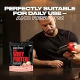 Body Attack 100% Whey Protein Natural - 900 g - Made in Germany - Extra cremiges Eiweißpulver mit Hydrolysat & BCAA´s, unterstützt Muskelaufbau und Diäten - Für Sportler & Athleten