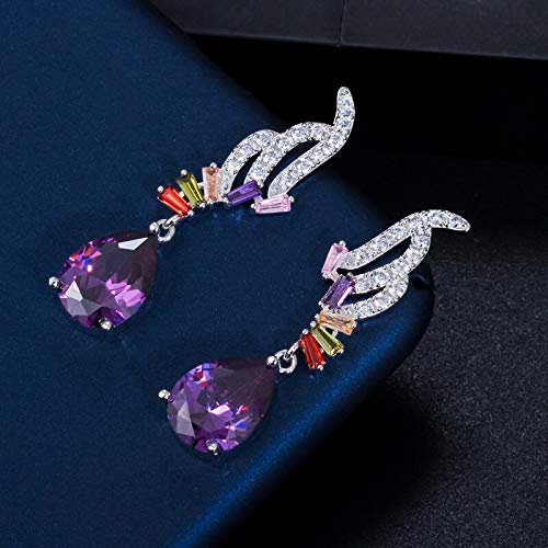 Boucles d'oreilles violettes pendantes pour illuminer vos tenues de fête