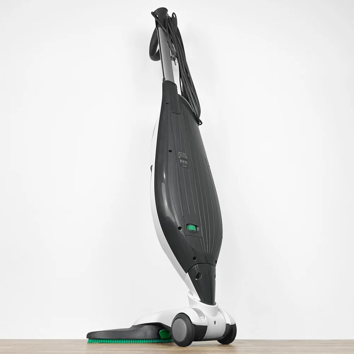 VORWERK FOLLETTO VK150 NUOVO – Aspirapolvere con Filo da 900W con Spazzola HD50 e Sistema a Sacco Filtro HEPA – Modello Potente, Silenzioso e Versatile (Scopa + Sacchetto)